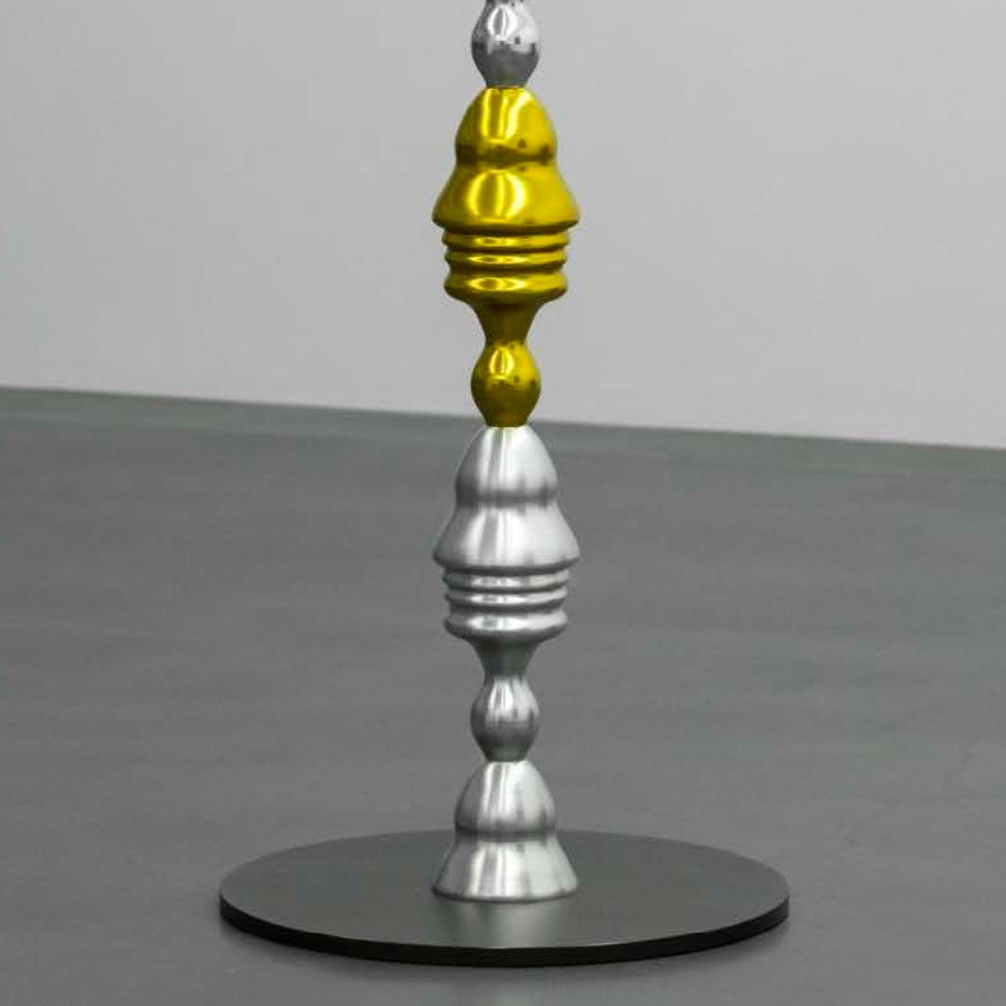 Song Yang: Infinite Symmetry
