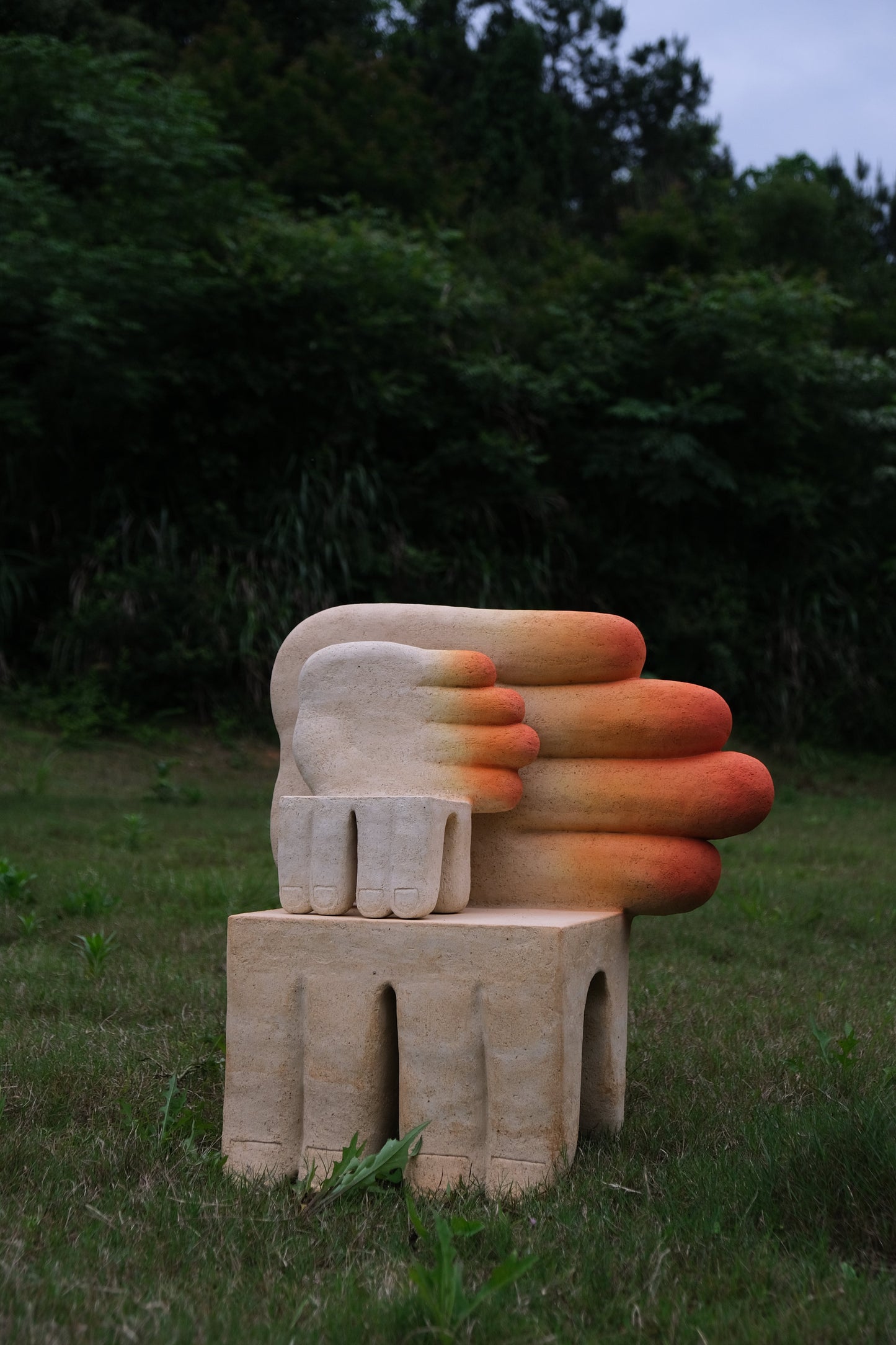 Xin Li: “Hand Series” Small Chair